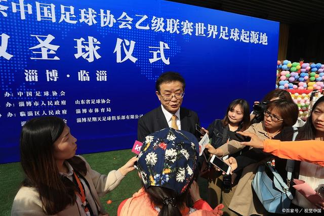 AJ·迪班萨：今晚找到了舒服的投篮位置 但我还有提升空间